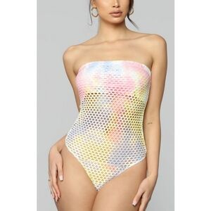 Fashion nova bodysuit